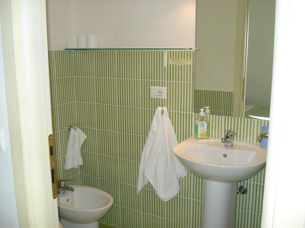 Agriturismo La Vecchia Dolceacqua Villa Room photo