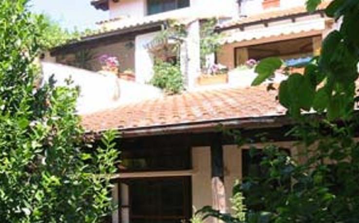 Agriturismo La Vecchia Dolceacqua Villa Exterior photo